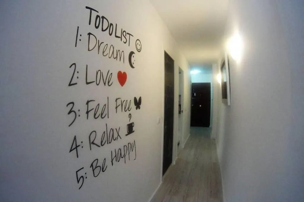 City Center Big Apartment-Family & Friends-5 Beds Malaga 0*,  Spain